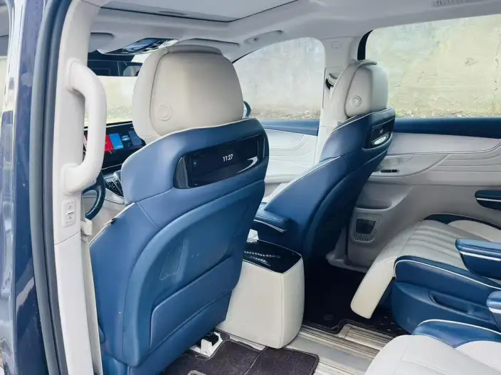 Roewe iMAX8 2022 Model 400TGI Supreme Edition – фото 8
