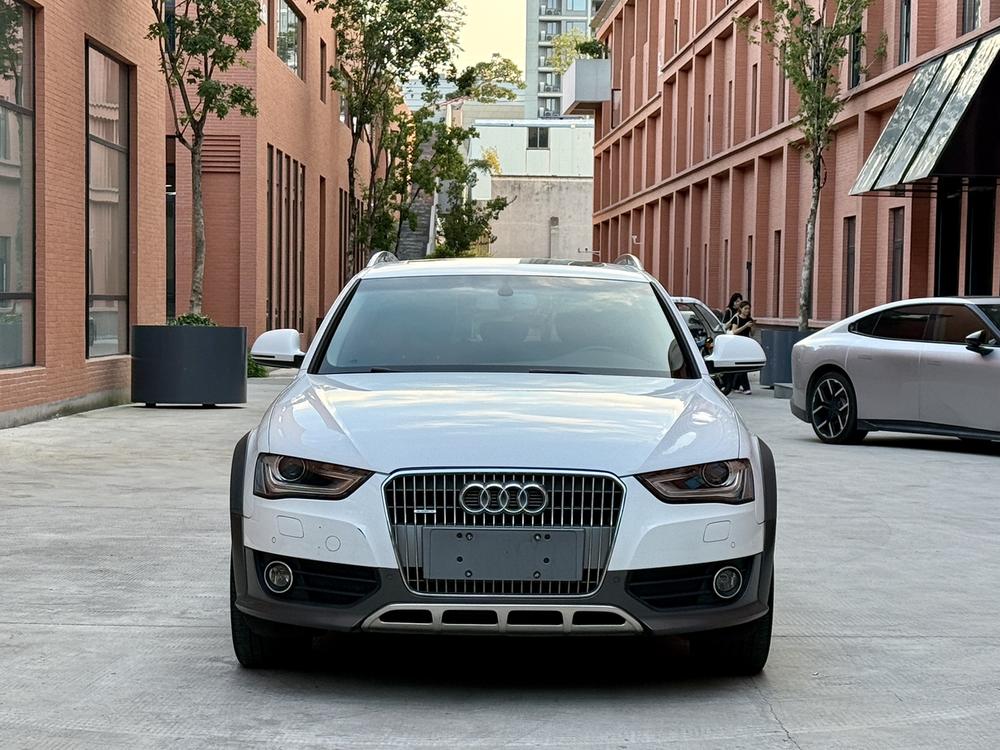 Audi A4 Imported 2014 модификация 40 TFSI allroad quattro plus Edition – фото 2