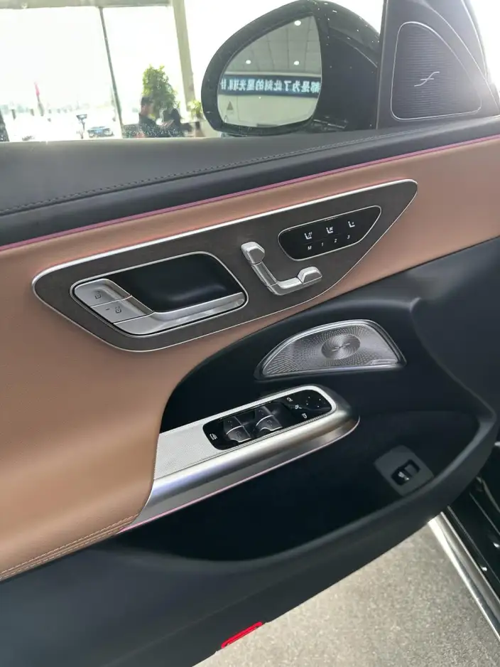 Mercedes-Benz E-Class 2026 Model E 300 L Luxury Model sedan – фото 4