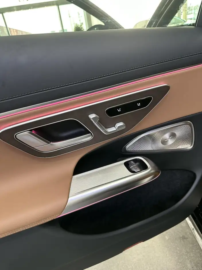 Mercedes-Benz E-Class 2026 Model E 300 L Luxury Model sedan – фото 6