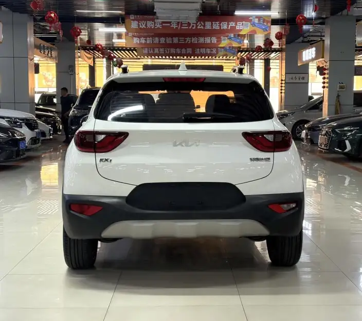Kia Stonic 2021 Model Facelift 1.4L CVT Fun Xiang Edition – фото 5