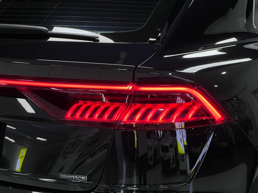 Audi Q8 2021 55 TFSI Premium Dynamic – фото 10