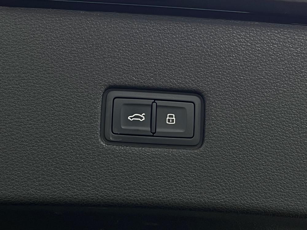 Audi Q8 2021 55 TFSI Premium Dynamic – фото 15