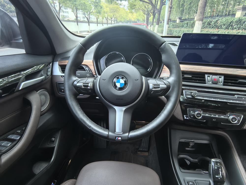 BMW X1 2022 sDrive25Li Leading – фото 8