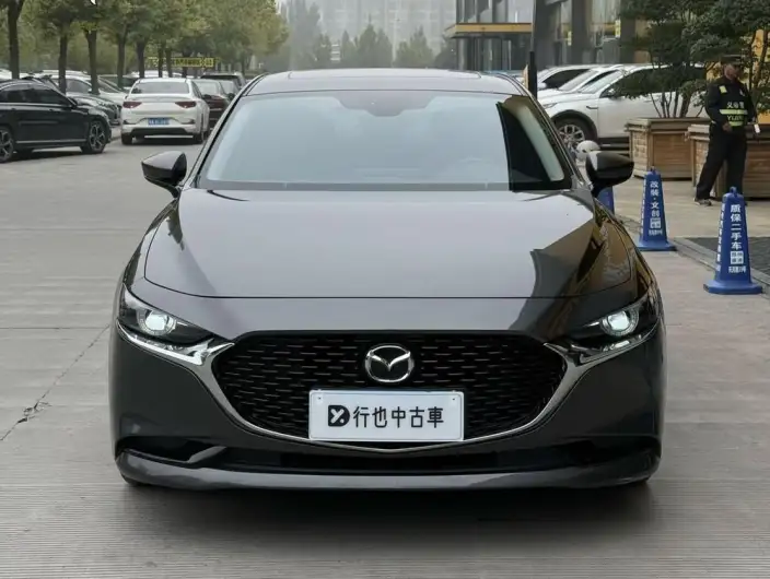 Mazda3 Axela 2021 Model 2.0L Automatic Zhi Shine Edition