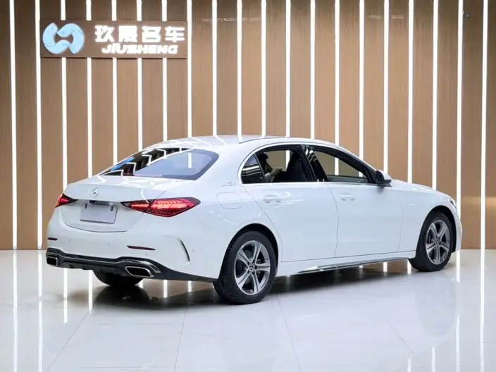 Mercedes-Benz C-Class 2022 Model C 200 L Sports Edition – фото 6
