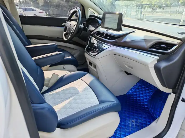 Buick GL8 2022 Model Business class 652T Comfort Model – фото 9