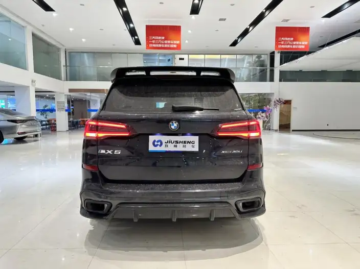 BMW X5 2022 Model Facelift xDrive 30Li Exclusive Model M Sports Set