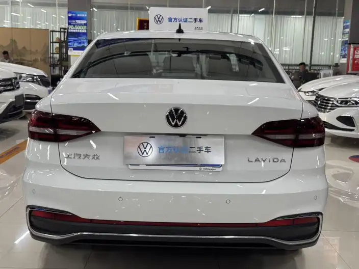 Volkswagen Lavida 2023 Model 1.5L Automatic Five million editions – фото 5