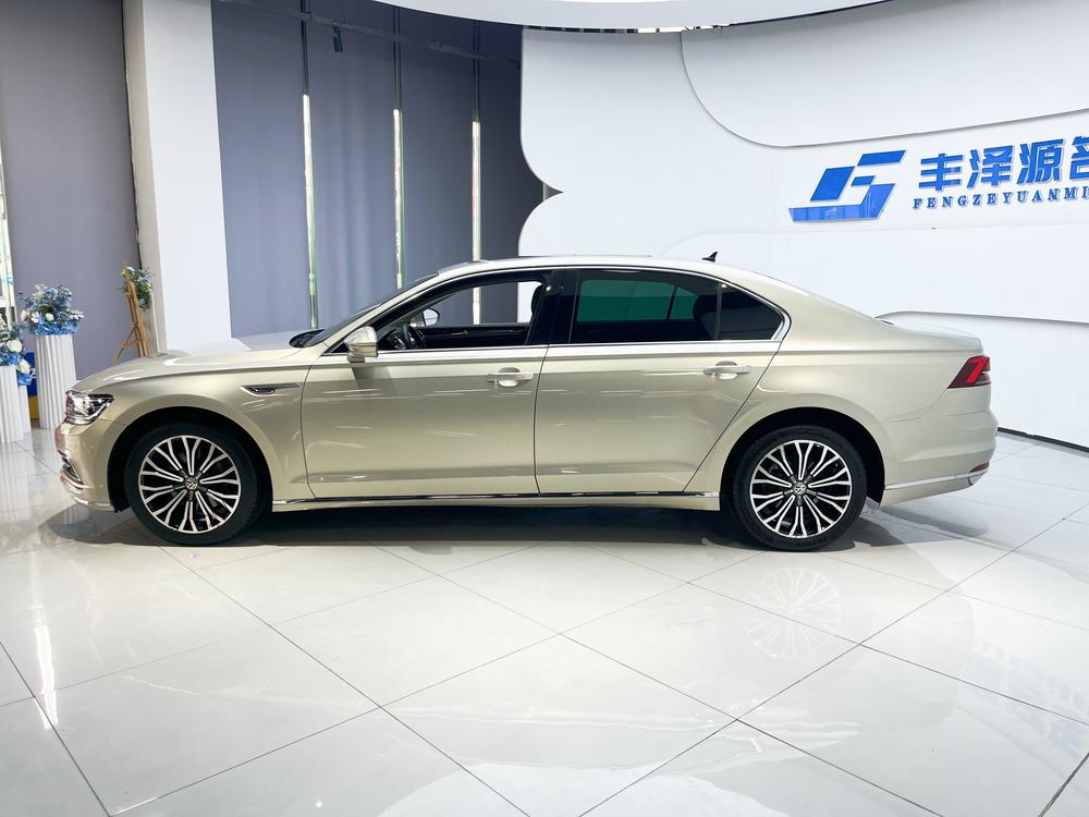 Volkswagen Phaeton 2016 модификация 380TSI 2WD Supreme Edition – фото 3