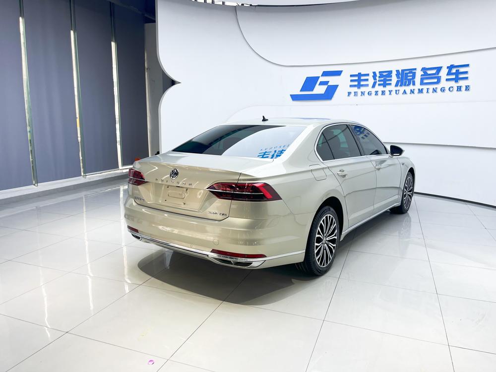 Volkswagen Phaeton 2016 модификация 380TSI 2WD Supreme Edition – фото 4