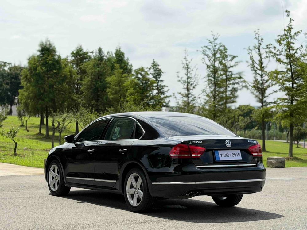 Volkswagen Passat 2014 1.8 TSI DSG Royal – фото 5