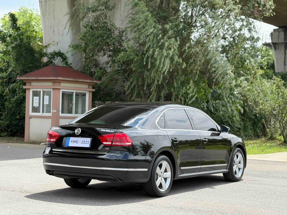Volkswagen Passat 2014 1.8 TSI DSG Royal – фото 7