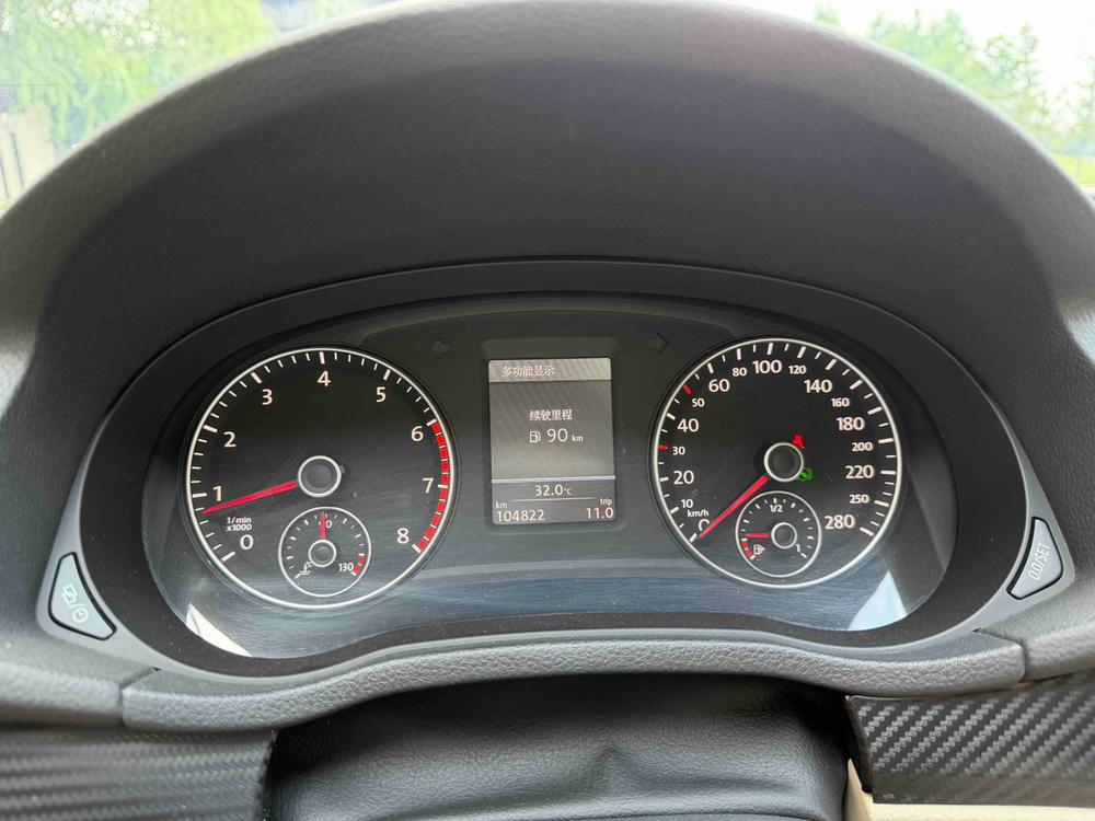 Volkswagen Passat 2014 1.8 TSI DSG Royal – фото 15