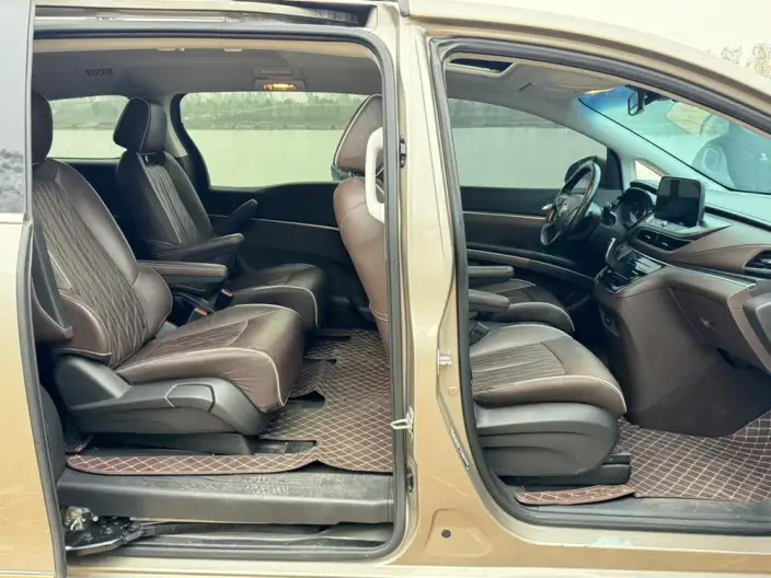 Buick GL8 2022 Model Business class 652T Comfort Model – фото 8