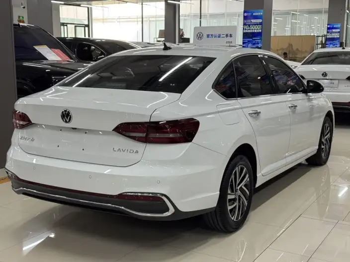 Volkswagen Lavida 2023 Model 1.5L Automatic Five million editions – фото 6