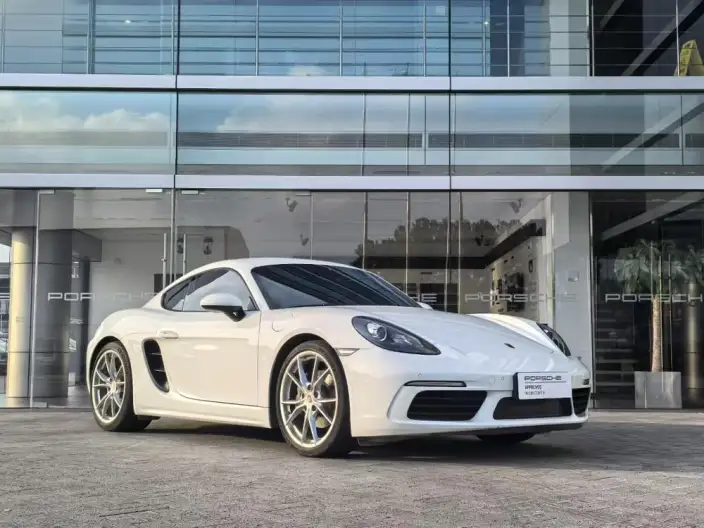 Porsche 718 2023 Model Cayman 2.0T