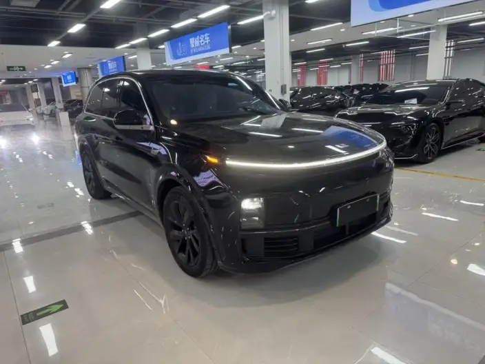 Li Auto L8 2023 Model Pro Edition
