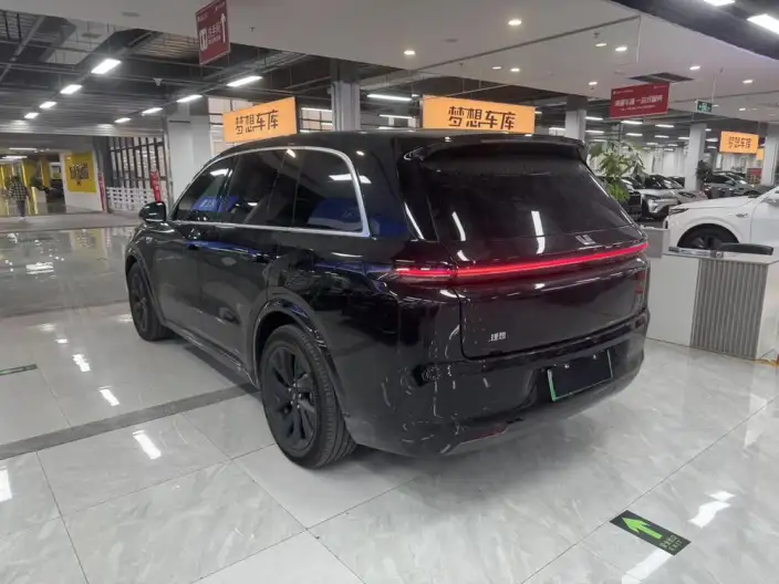 Li Auto L8 2023 Model Pro Edition