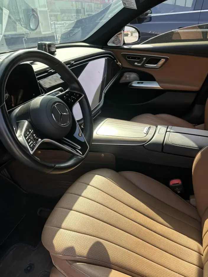 Mercedes-Benz E-Class 2024 Model E 300 L Luxury Model sedan – фото 5
