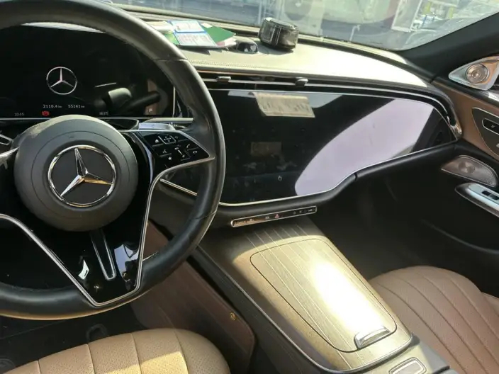Mercedes-Benz E-Class 2024 Model E 300 L Luxury Model sedan – фото 8