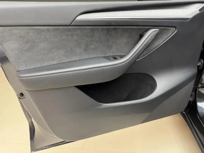 Model Y 2024 Model Rear-wheel drive version – фото 5