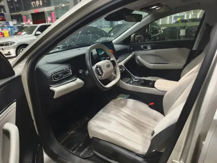 Geely Star Edition 6 2026 Model EM 125km Tiggo + Edition – фото 6