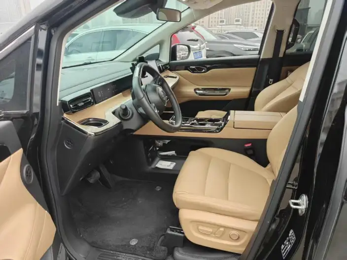 GAC Trumpchi E8 PHEV 2024 Model 2.0ATK 150km MAX+ – фото 9