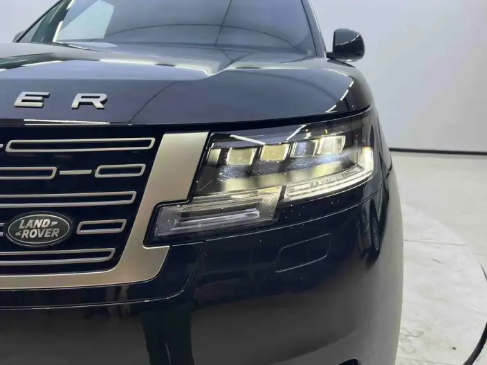 Range Rover 2025 Model 3.0 L6 400PS Shengshi Extended Edition – фото 7