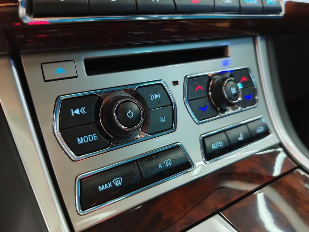 Jaguar XF 2015 модификация XF 2.0T Sportbrake Deluxe Edition – фото 14