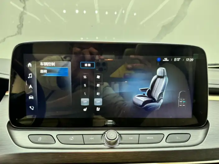 Buick GL8 2022 Model Facelift Business class 2.0T Noble Model – фото 9