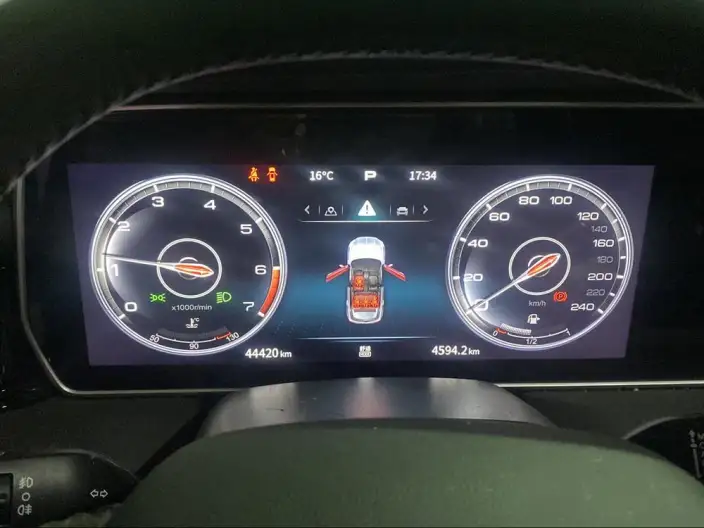 Hongqi HS5 2022 Model Facelift 2.0T Smart Flag Enjoy Edition – фото 6