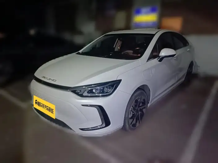 BAIC EU5 PLUS 2021 Model R600 Exclusive Edition – фото 1