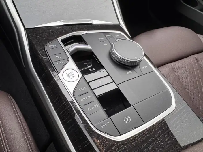 BMW 3 Series 2023 Model 325Li M Sports Set – фото 9