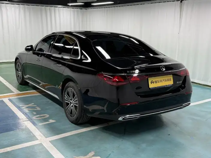 Mercedes-Benz E-Class 2024 Model E 260 L sedan – фото 5