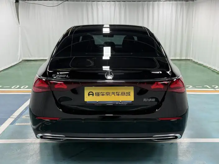 Mercedes-Benz E-Class 2024 Model E 260 L sedan – фото 6