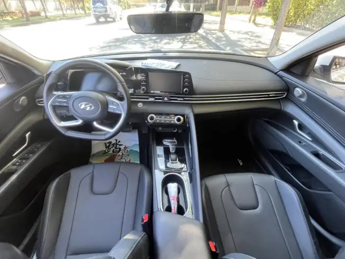 Hyundai Ioniq 2022 Model 1.5L CVT GLX Elite Edition – фото 8