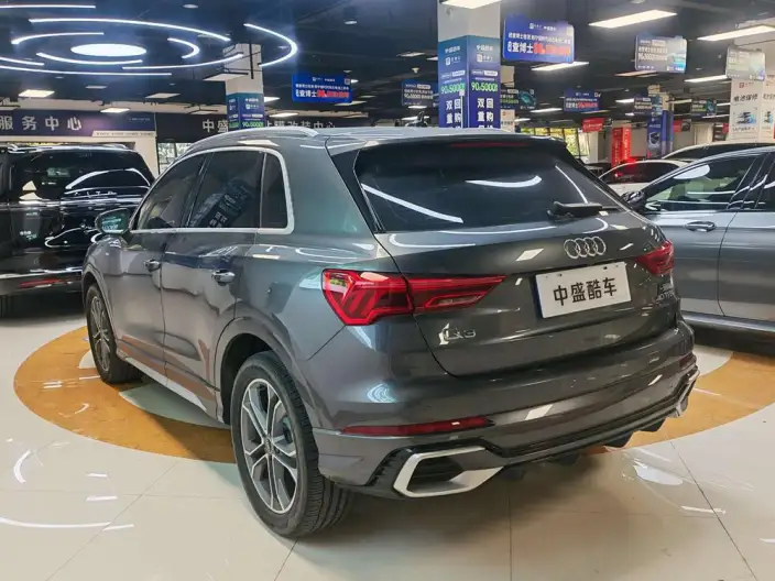 AUDI Q3 2024 Model 40 TFSI Fashion Dynamic Model