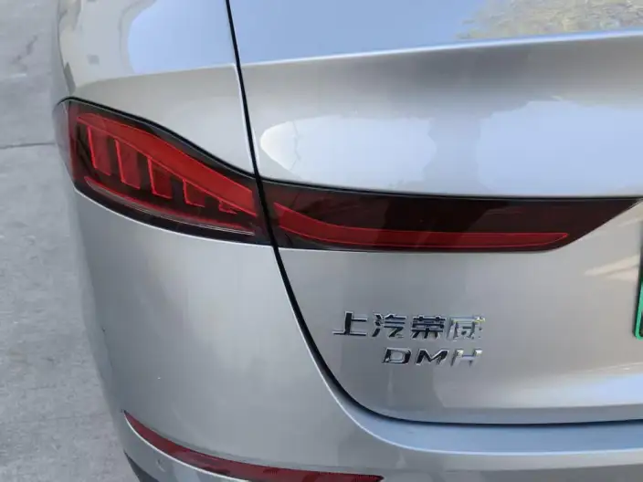 Roewe D7 DMH 2023 Model 125 Ultimate Edition – фото 9