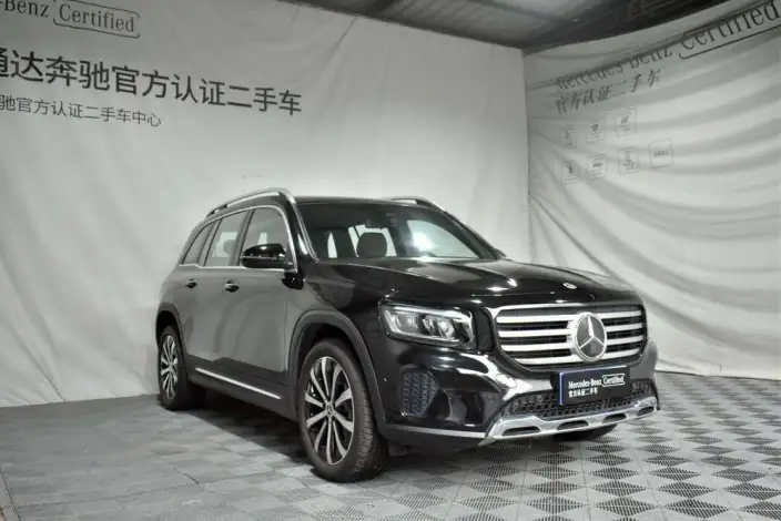 Mercedes-Benz GLB 2025 Model GLB 220 Fashion Model – фото 3