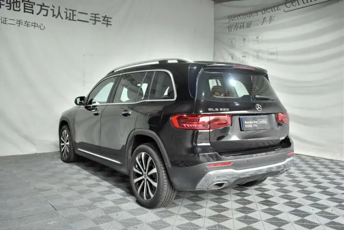 Mercedes-Benz GLB 2025 Model GLB 220 Fashion Model – фото 4