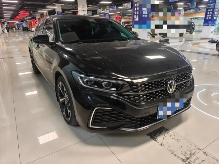 Volkswagen Passat 2023 Model Facelift 330TSI Starry sky Deluxe Edition – фото 2