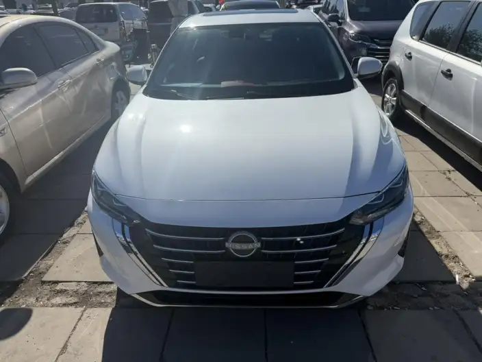 Nissan Sylphy 2023 Model 1.6L CVT Yuexiang Edition – фото 2