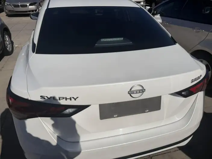 Nissan Sylphy 2023 Model 1.6L CVT Yuexiang Edition – фото 4