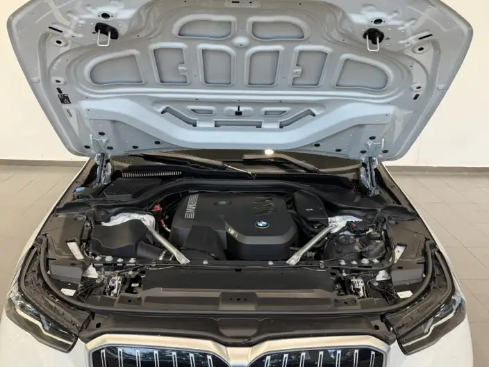 BMW 5 Series Imported 2024 Model 525i M Sports Set – фото 6