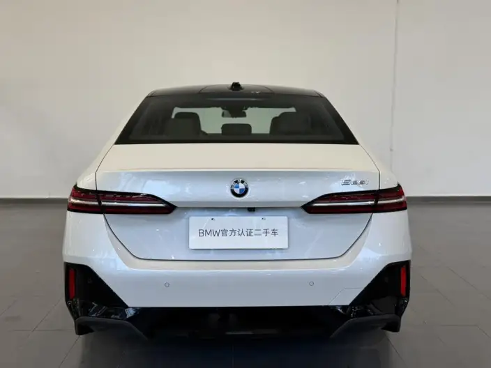 BMW 5 Series Imported 2024 Model 525i M Sports Set – фото 7