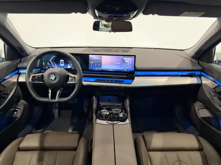 BMW 5 Series Imported 2024 Model 525i M Sports Set – фото 10