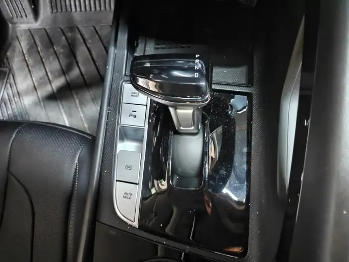 Hyundai Ioniq 2023 Model 1.5L CVT LUX Premium Edition – фото 9