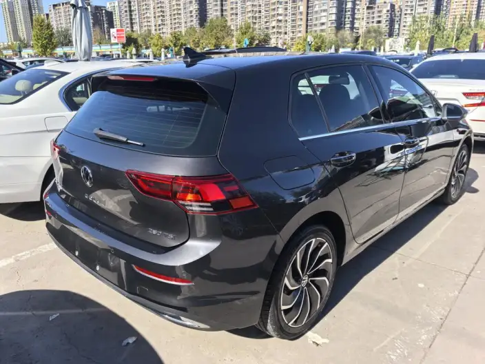 Volkswagen Golf 2021 Model 280TSI DSG Pro – фото 4
