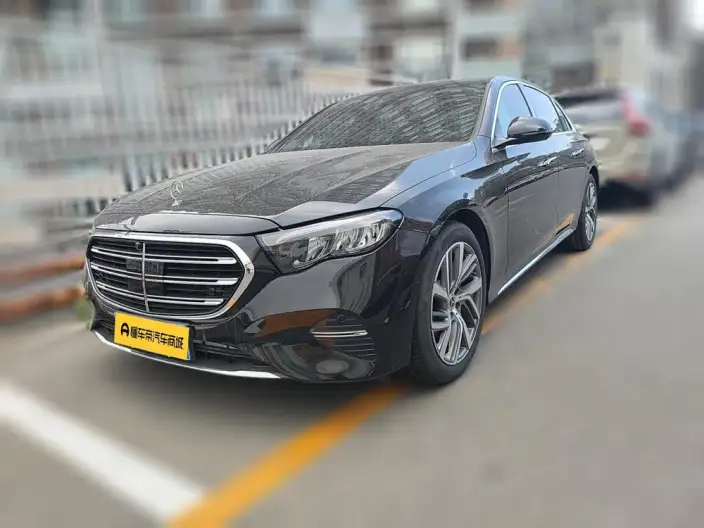 Mercedes-Benz E-Class 2025 Model E 300 L Fashion Model sedan – фото 1